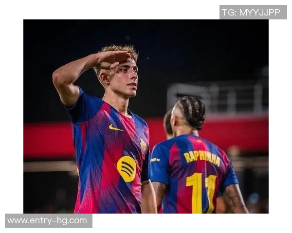 费尔明独特比喻展现队友风采特狮领袖卡萨多比特犬亚马尔最佳