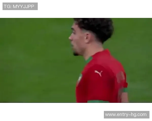 皇马关注24岁摩洛哥中场艾纳维球员目前效力于罗马