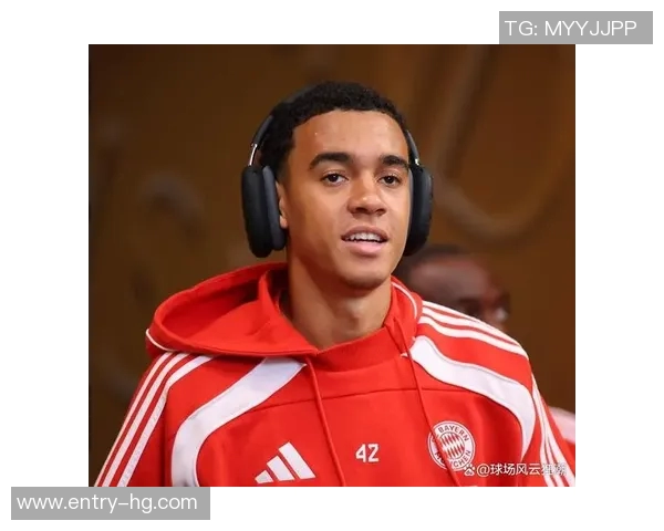 穆西亚拉今日完成个人训练状态回暖但出战科隆仍存疑虑